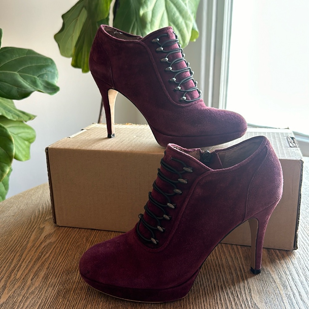 Vince Camuto suede heels